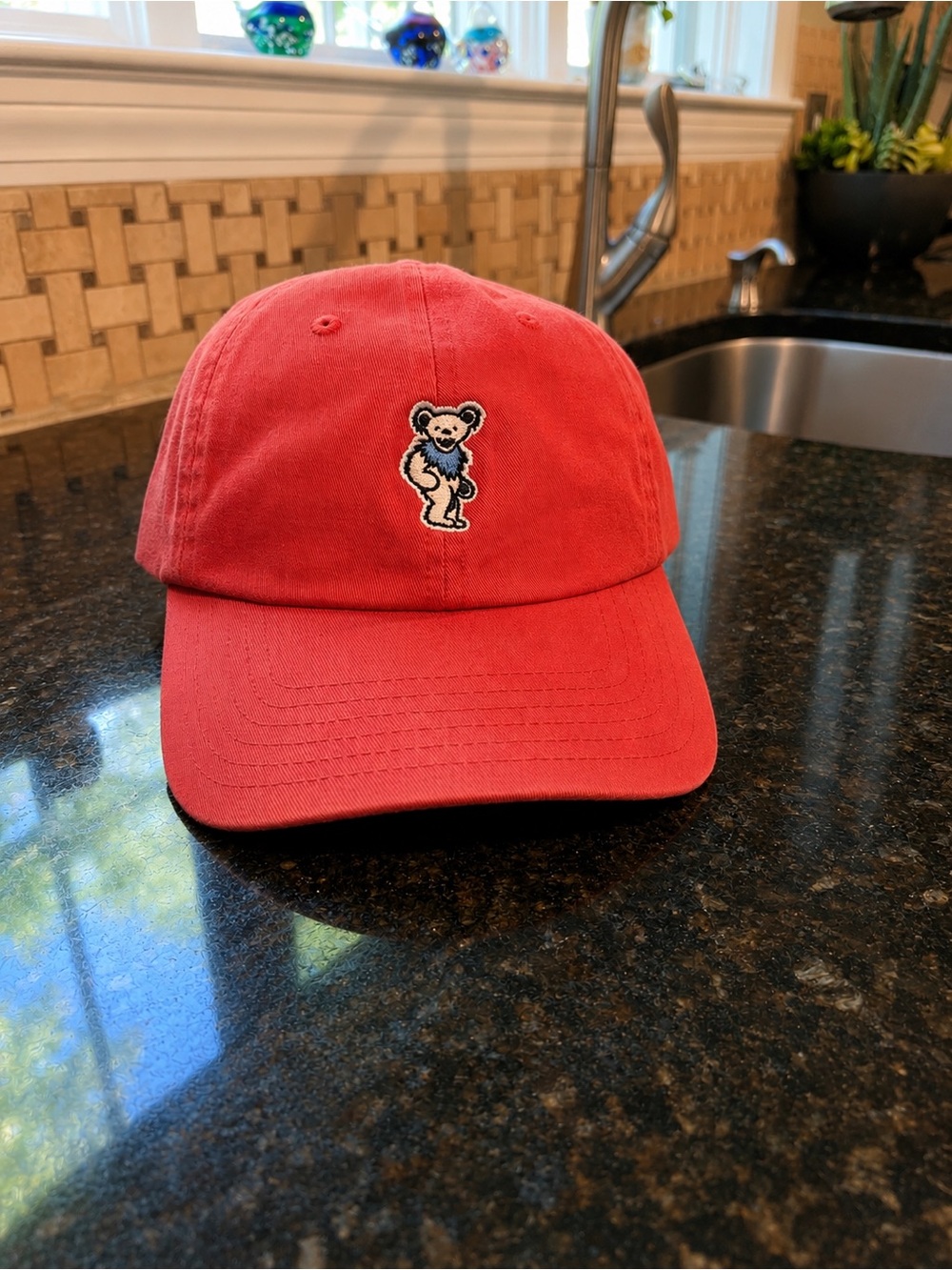 NWT Vineyard Vines x Grateful Dead Hat Red Dancing Bear Limited Edition - Picture 7 of 7